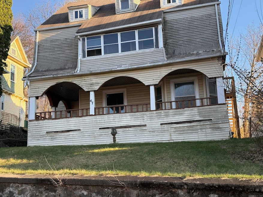 47 Chapman Ave unit 2, Waterbury, CT 06710 - photo 1