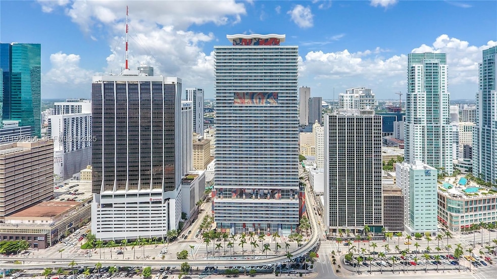 50 Biscayne Blvd unit 50 Biscayne Blvd  3, Miami, FL 33132 - photo 1