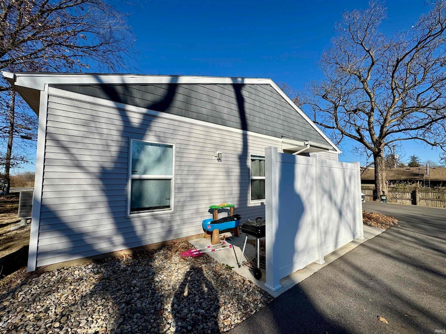 For Rent $1,300/month