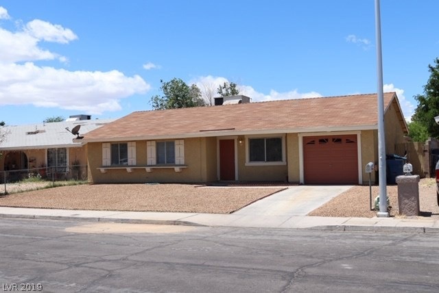 Just Remodeled! Clean and Ready to be your New Hom