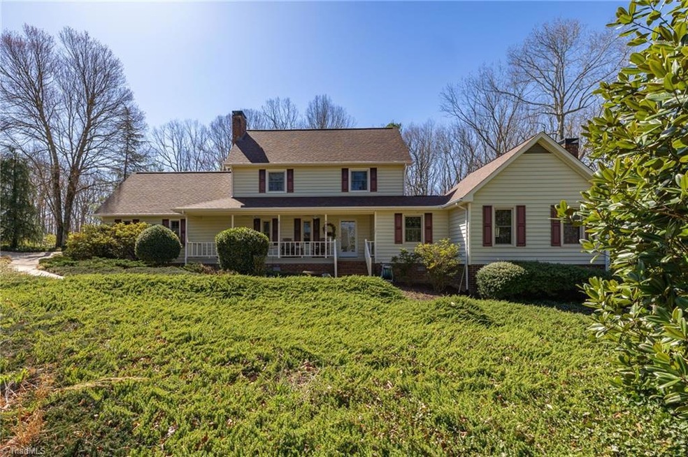 2866 Hickory Dr, Asheboro, NC 27205 - photo 1