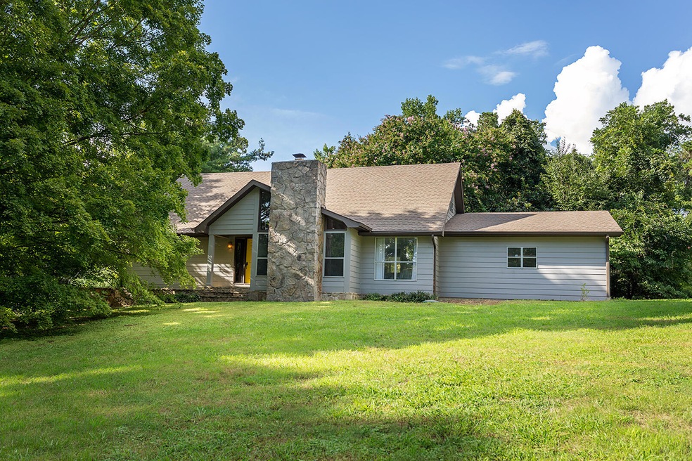 442 Holloway Rd SW, Cleveland, TN 37311 - photo 1
