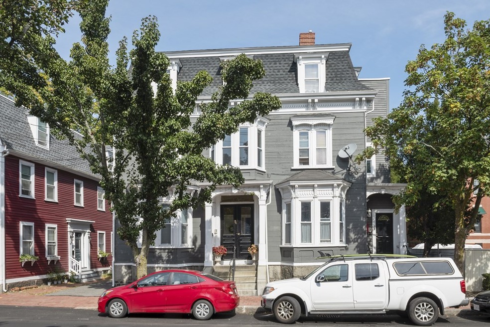 94 Essex St unit 2, Salem, MA 01970 - photo 1