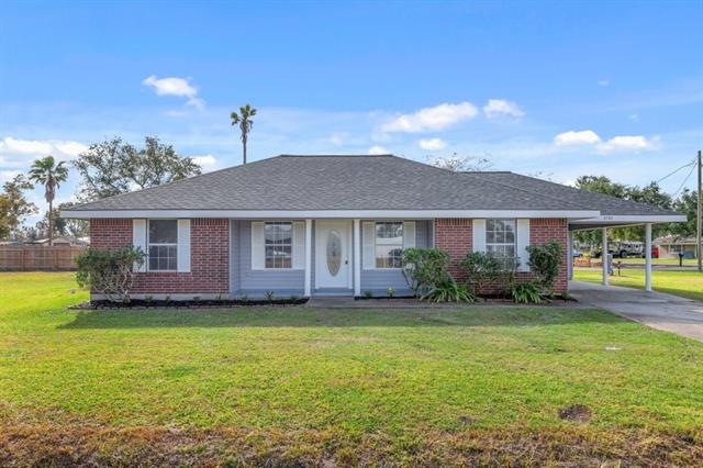 Freshly Remodeled & Move In Ready!Brand New Roof.