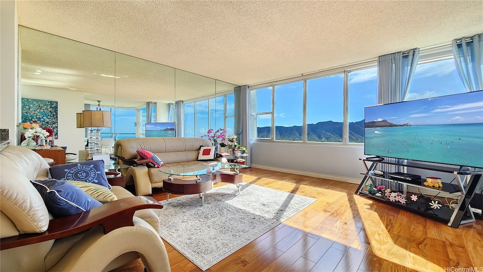 Diamond Head Vista unit 3001, Honolulu, HI 96815 - photo 1