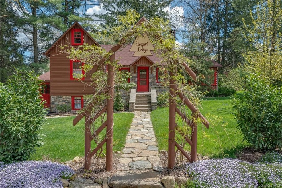 7 Locust Dr, Cold Spring, NY 10516 - photo 1