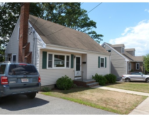 35 Oakmere St, West Roxbury, MA 02132 - photo 1
