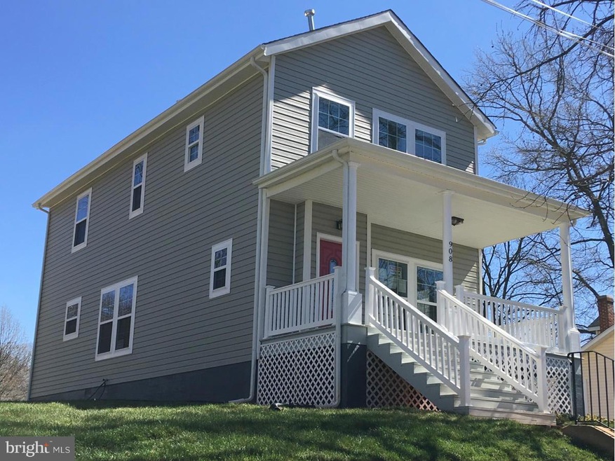 908 Nova Ave, Capitol Heights, MD 20743 - photo 1