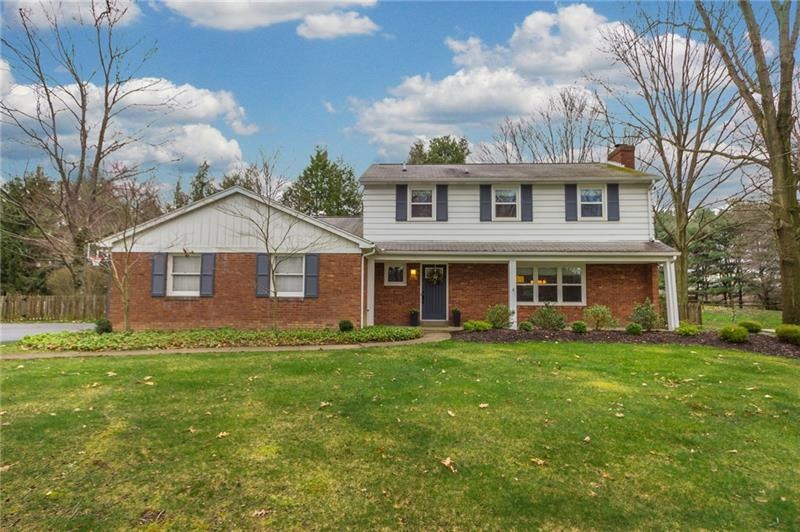 Beautifully maintained and tastefully updated 3 be