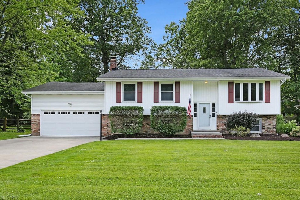 Welcome to 3472 Nautilus Trail in Aurora Shores