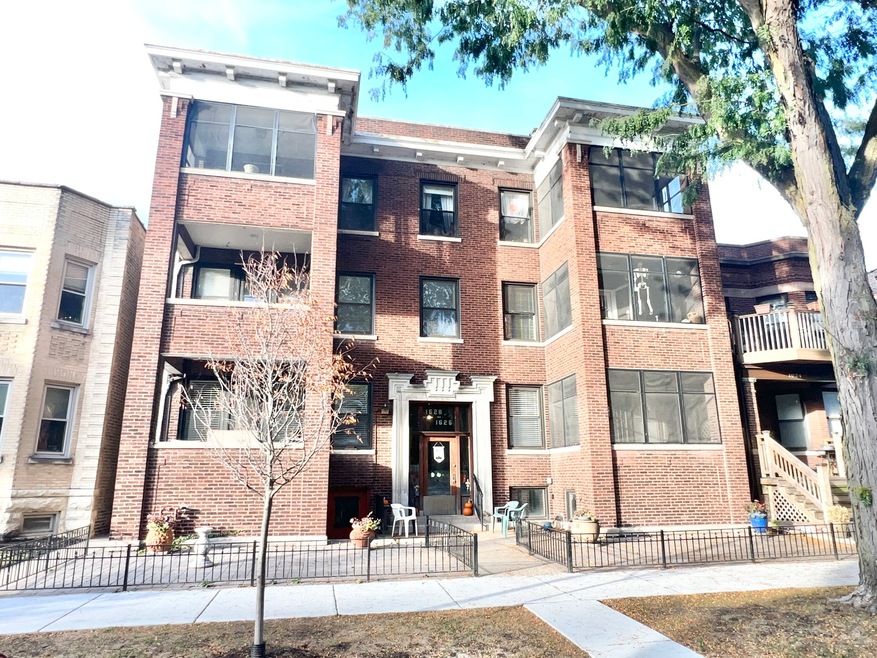 1628 W Rascher Ave unit 2, Chicago, IL 60640 - photo 1