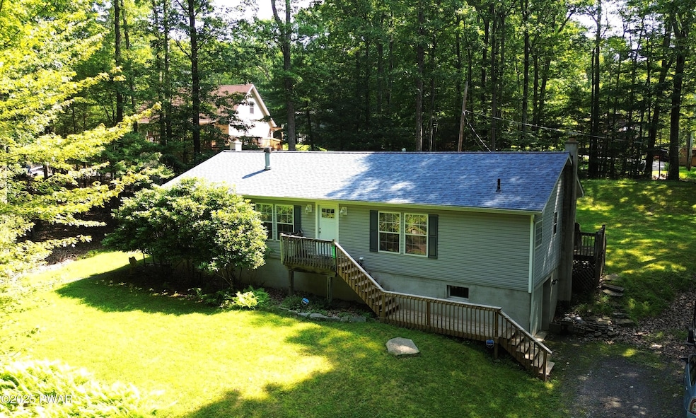 115 Deer Path, Tafton, PA 18464 - photo 1