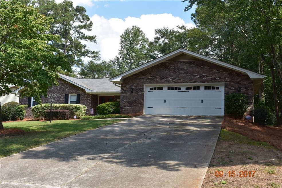 3626 Clubhouse Ln SE, Conyers, GA 30094 - photo 1