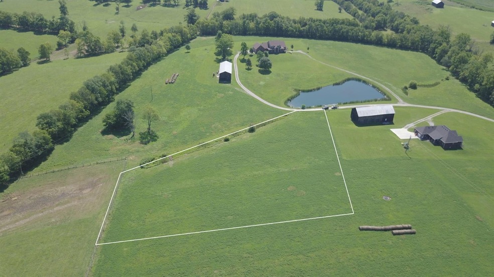 2 Lucas Ln unit A, Frankfort, KY 40601 - photo 1