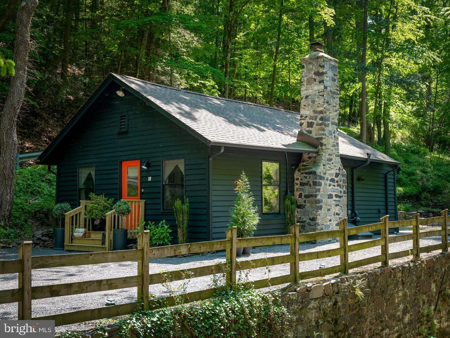 23 E Dark Hollow Rd, Pipersville, PA 18947 - photo 1
