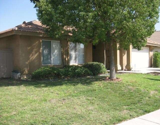 Great curb appeal!