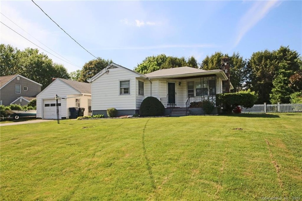 8 Elaine St, Trumbull, CT 06611 - photo 1