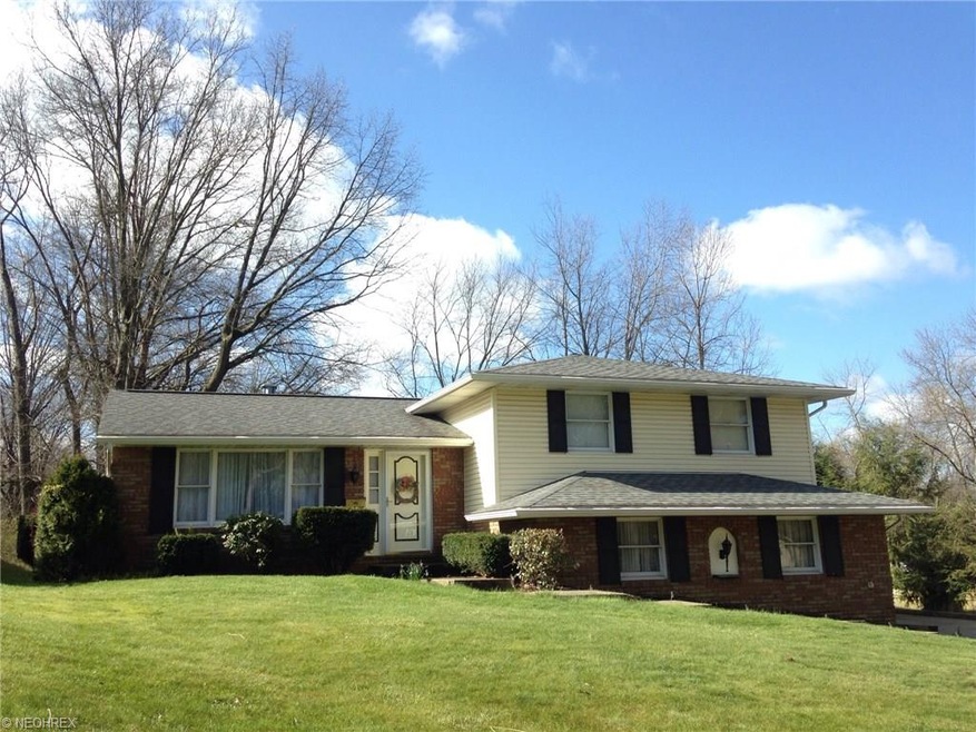 Welcome to 2153 Colonial Parkway NE, Massillon, Oh