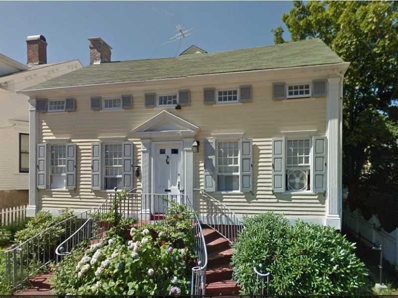 33 Bull St unit Basement, Newport, RI 02840 - photo 1