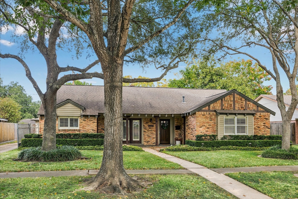 5314 Indigo St, Houston, TX 77096 - photo 1