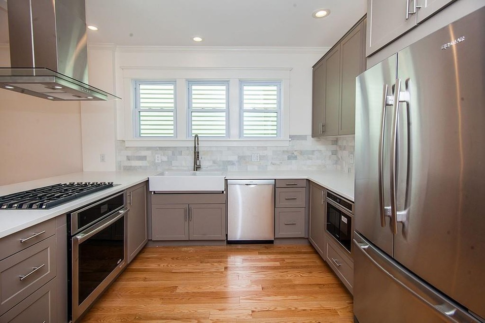 174 L St unit 2, Boston, MA 02127 - photo 1