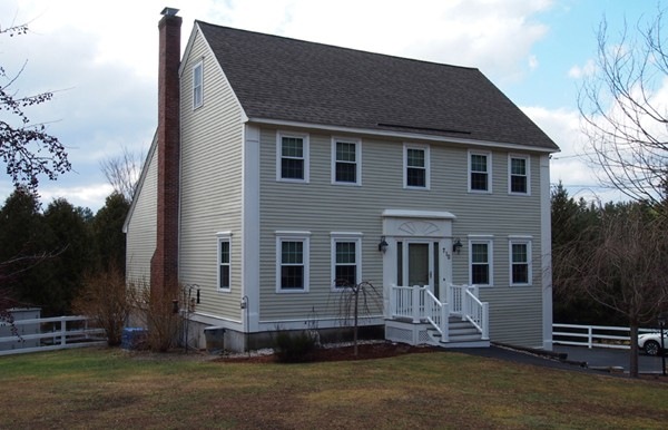 710 Pleasant St, Dunstable, MA 01827 - photo 1