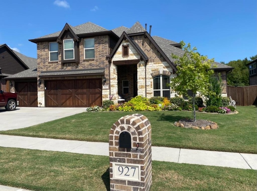 927 Oak St, Wylie, TX 75098 - photo 1