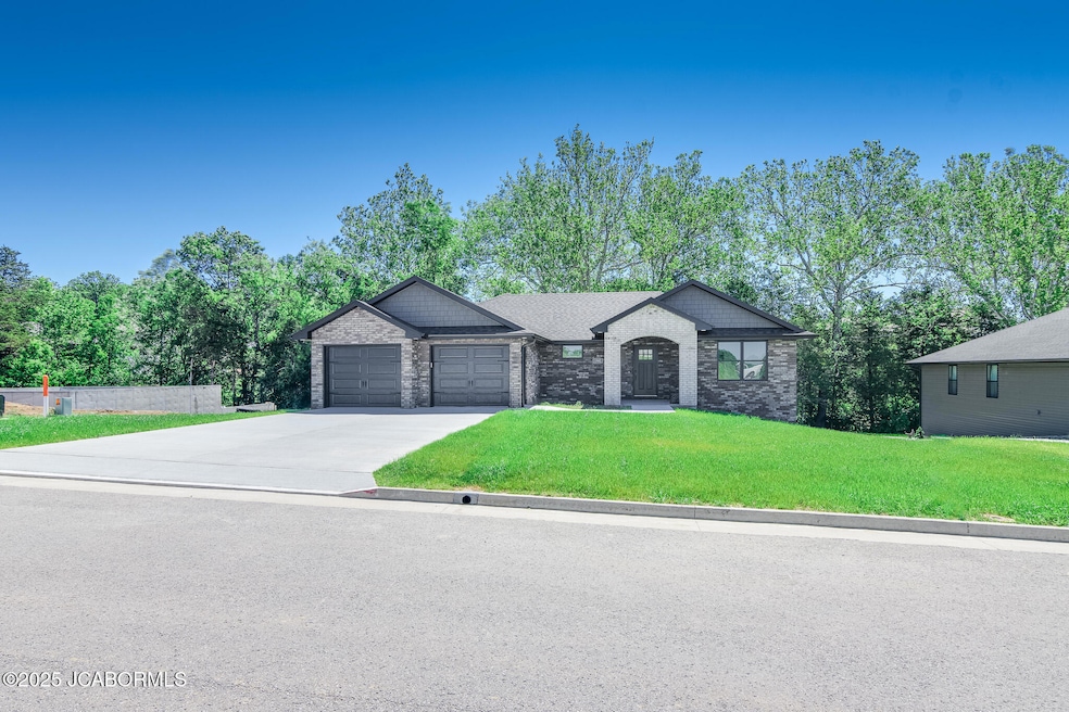 Pending $467,900