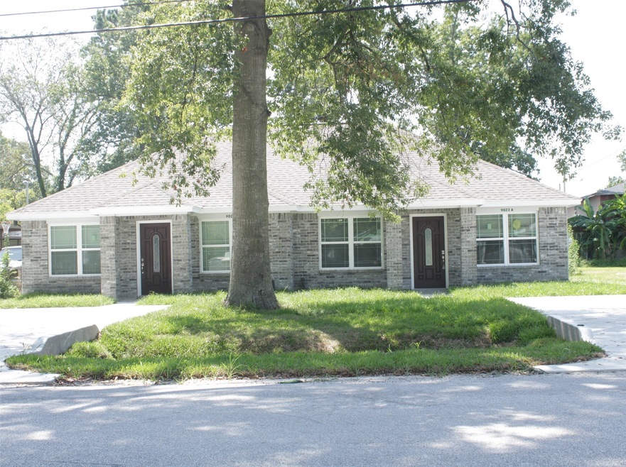 9023 Lanewood Dr, Houston, TX 77016 - photo 1