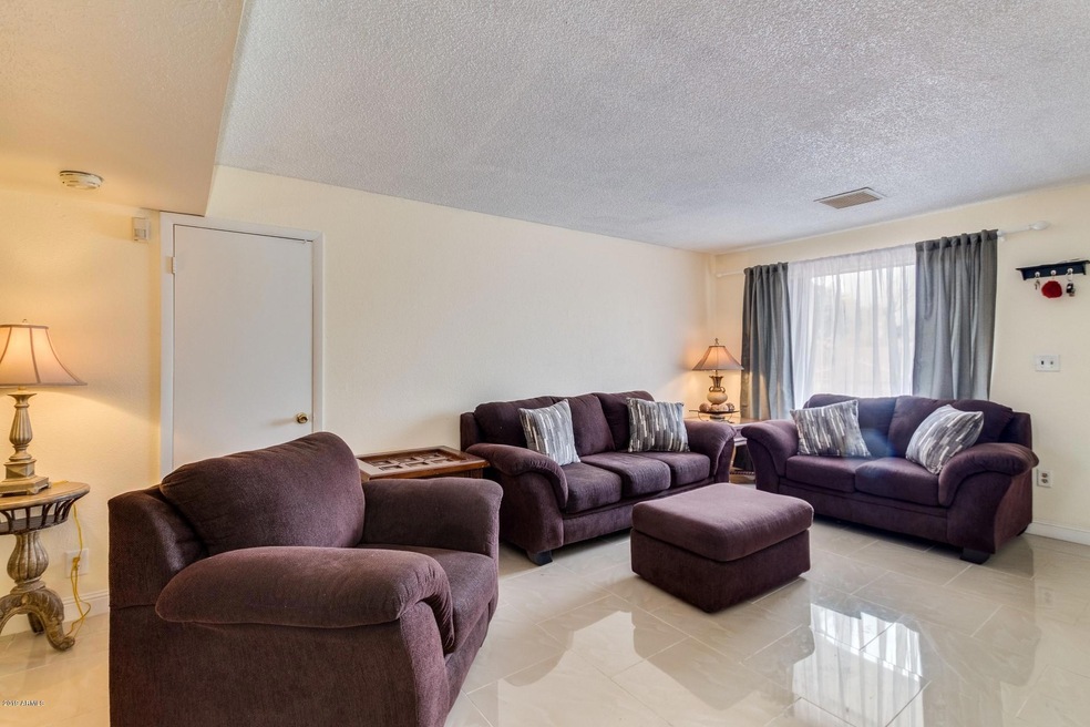 1802 N 50th Dr, Phoenix, AZ 85035 - photo 1