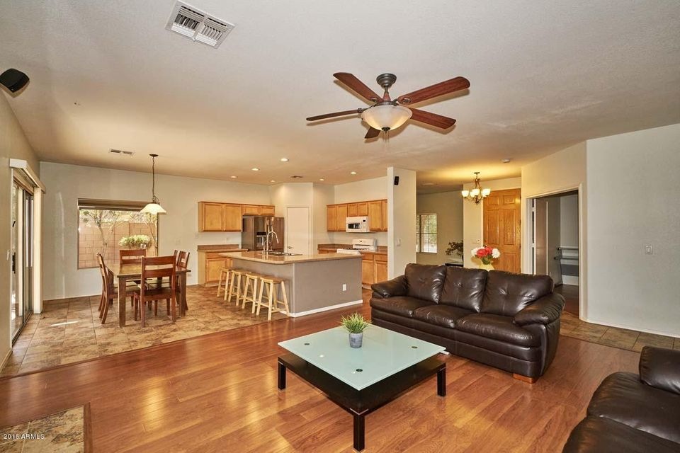 Family Room-Kitchen