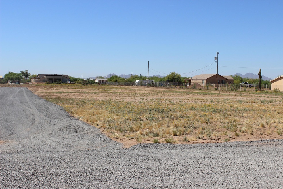 Northeast Lot Corner