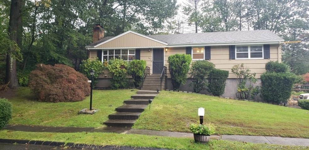 340 Goldbach Dr, Stratford, CT 06614 - photo 1