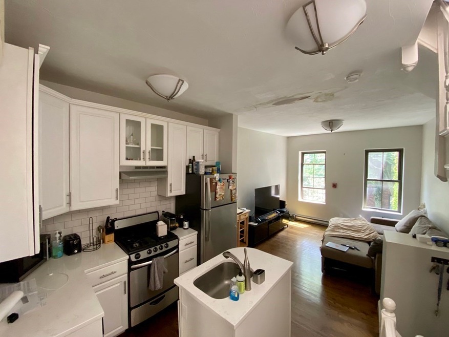 18 Stillman St unit 4, Boston, MA 02113 - photo 1
