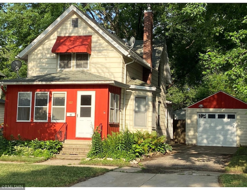 522 7th Ave NW Front.jpg