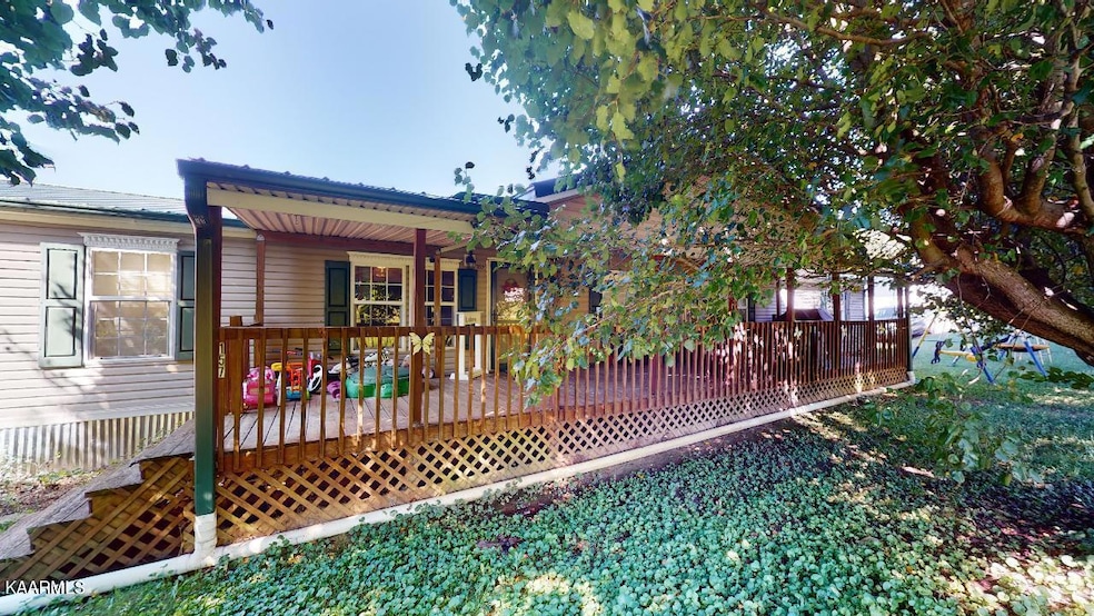 157 W Hills Rd, Rutledge, TN 37861 - photo 1