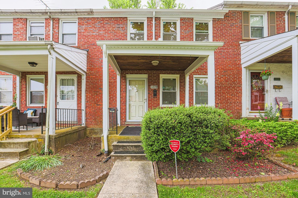 1439 Meridene Dr, Baltimore, MD 21239 - photo 1