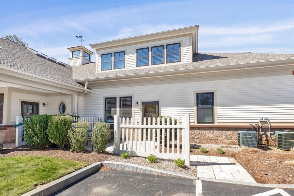 599 Washington St unit 8, Pembroke, MA 02359 - photo 1