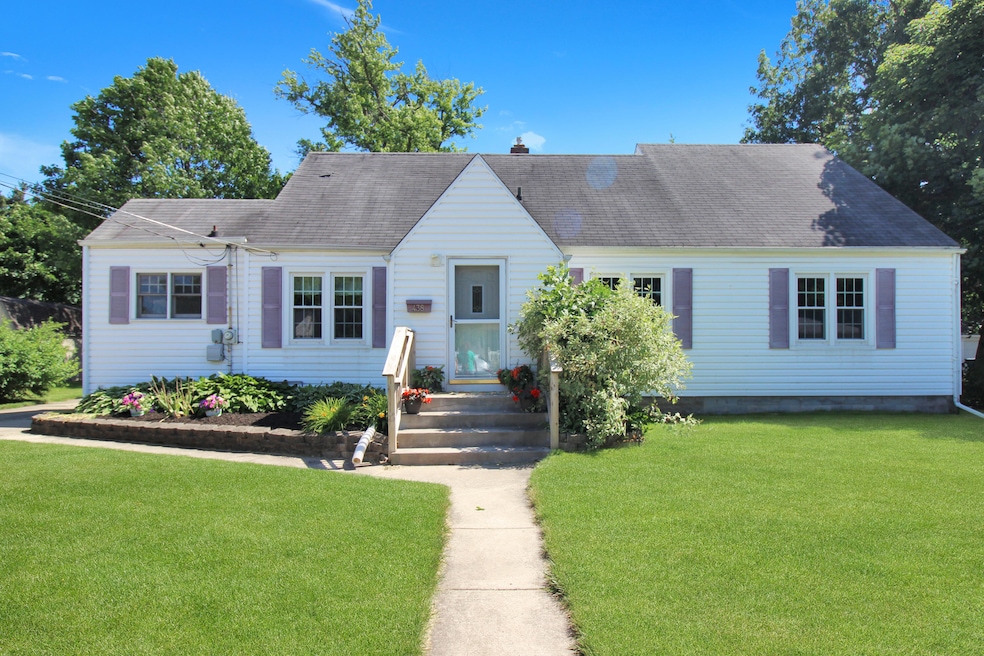 438 Elm St, Dyer, IN 46311 - photo 1