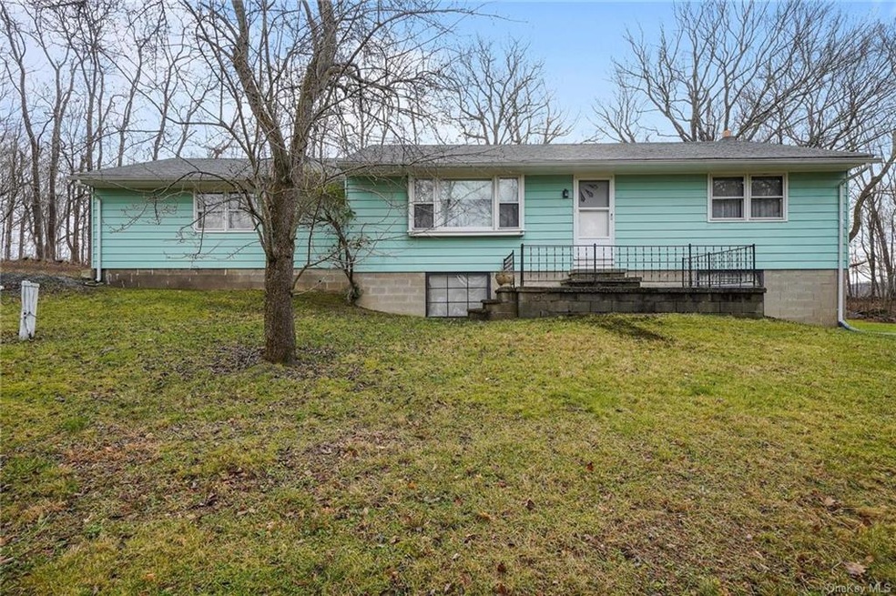 643 Minisink Turnpike, Port Jervis, NY 12771 - photo 1