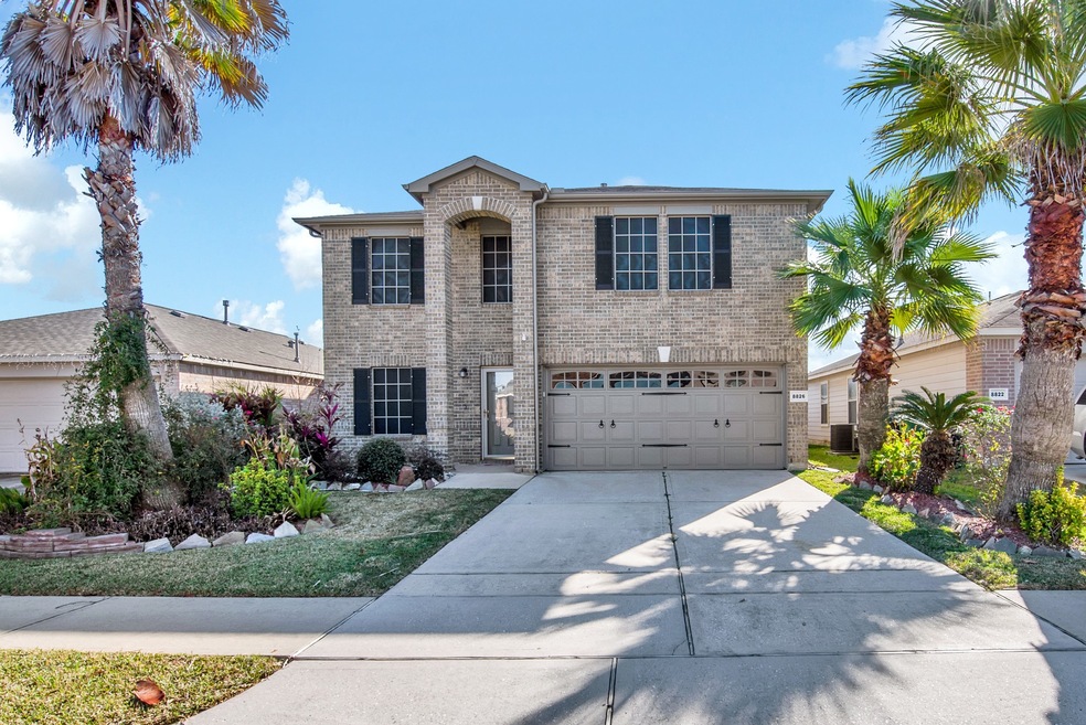 8826 Summerset Meadow Ct, Houston, TX 77075 - photo 1