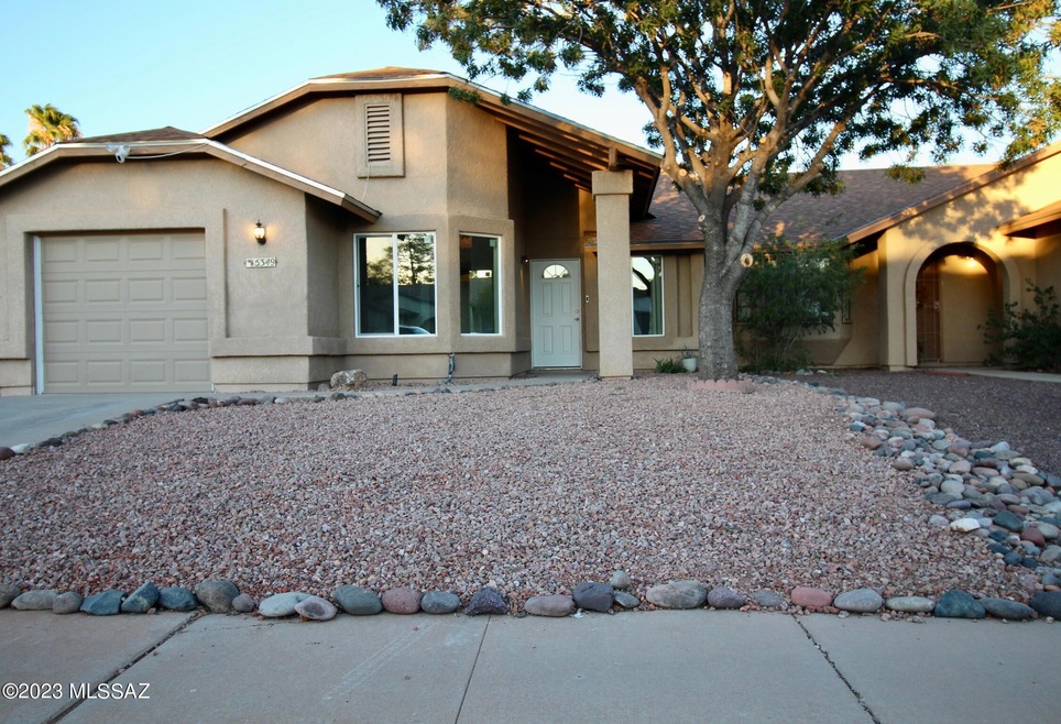 FRONT EXTERIOR