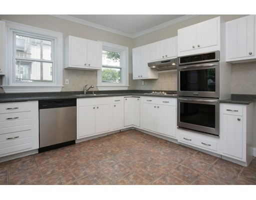 169 Winsor Ave unit 169, Watertown, MA 02472 - photo 1