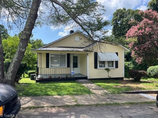 112 N Branch St, Reidsville, NC 27320 - photo 1