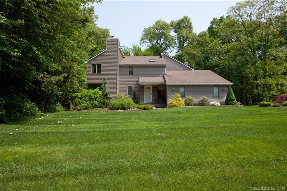 Welcome to 18 Timber Ridge Drive!