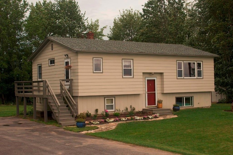 1095 Hudson Hill Rd, Corinth, ME 04427 - photo 1