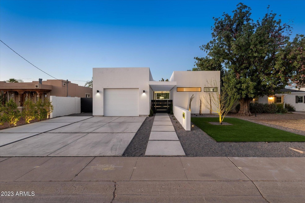 1426 E Hoover Ave, Phoenix, AZ 85006 - photo 1