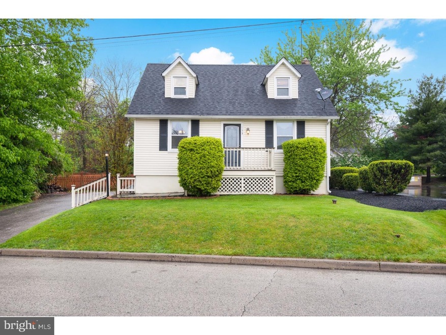 153 Mill Rd, Norristown, PA 19401 - photo 1