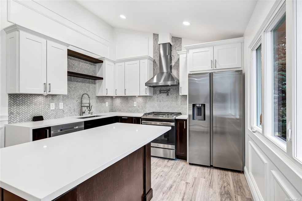 42 Spiral Rd, Holtsville, NY 11742 - photo 1