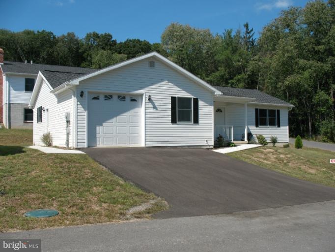 302 Morgan Square, Berkeley Springs, WV 25411 - photo 1